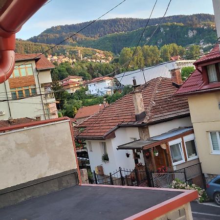 Appartement Deluxe Katana Dream House Old Town, With Parking Garage à Sarajevo Extérieur photo